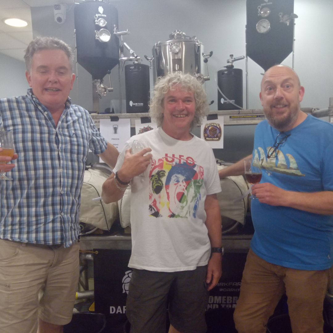 Nigel brewing Thunderstruck APA